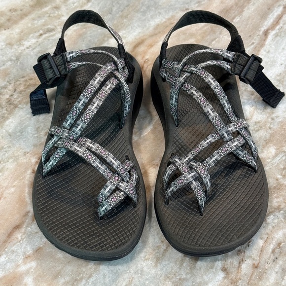 Chaco Shoes - Women’s CHACO ZX/1 Classic strappy sandal- Size 9